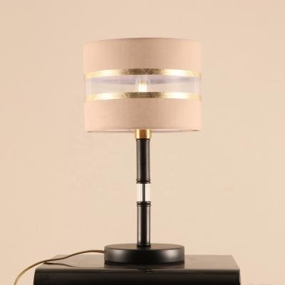 China 2021 Modern Luxury Table Lamp Latest Coffee Shades Fabric Hotel Living Room Bedside Home Indoor Modern American Black Bedroom for sale