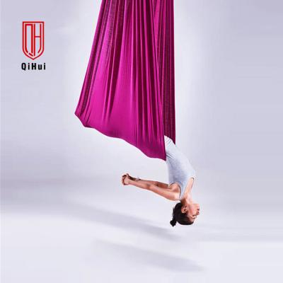 Chine Kit aérien de yoga d'anti gravité, six oscillations accrochantes de yoga de Pilates de bride de poignées à vendre