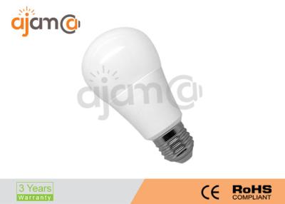 Cina Protezione dell'ambiente calda della lampadina di bianco E27 LED per la sala riunioni in vendita