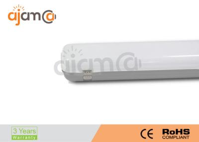 China IP65 el pasillo los 4ft llevó la tri luz 3000K de la prueba, impermeabiliza luces llevadas en venta