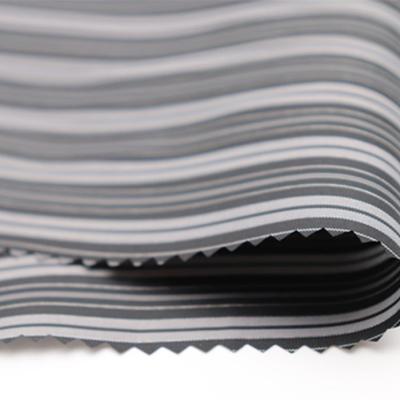 China Tear-Resistant Dobby Polyester Lining Fabric Black Polyester Fabric China Polyester Garment Lining Fabric for sale