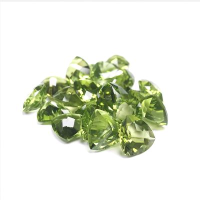 China Wholesale 5mm Natural Peridot Trillion Peridot Stone Color Set or Price Natural Loose Spell Gemstone Cabochons Fire for sale