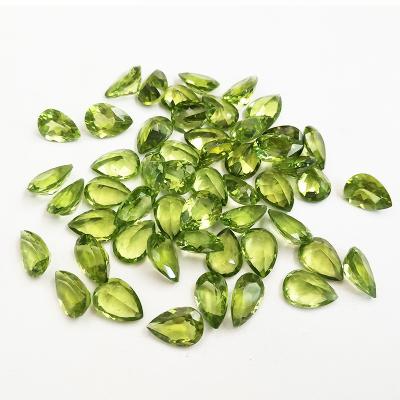 China Color Play or Fire Pear Cut Natural Peridot Crystal Natural Stone Faceted Cut Good Quality For Pendants Natural Peridot for sale