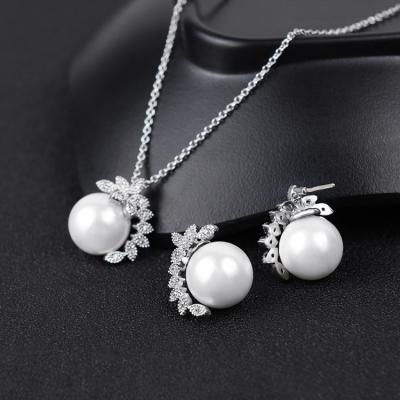 China Vintage Chain Adjustable Extended Pearl Necklace Micro Pendant Zircon Inlaid Matching Shell Bead Earrings Jewelry Set Party Jewelry Set for sale