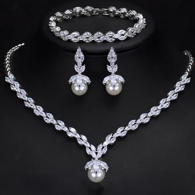 China Vintage New Year Bride AAA Zircon Shell Pearl Bracelet Earring Necklace High Quality Three Piece Set for sale