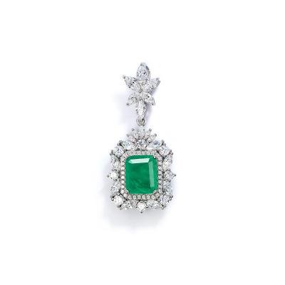 China New Arrival CLASSIC Emerald Stone Pendant Necklace Synthetic Silver Jewelry in 925 Sterling Silver Pendant For Engagement for sale