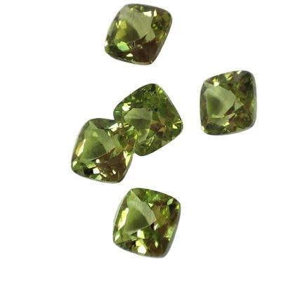 China Natural stone High quality Peridot Oval Premium Quality Custom Cut Bulk Green Gemstone Jewelry Making Natural Peridot for sale