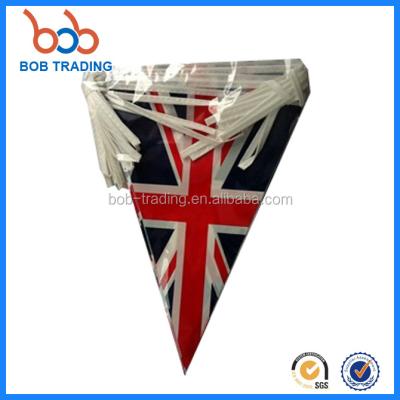 China 2018 Cheap Hanging Football Price Soccer Fan String Flag for sale