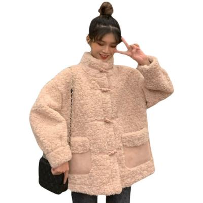 China Newest Style Lady Lightweight Short-Length Winter Duck Down Puffer Women Coat Anti-Shrink Casual Breathable Pockets for sale