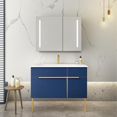 China Modern Luxury Bathroom Cabinet High Pressure Resistance Solid Wood Lush Bathroom Cabinet for sale