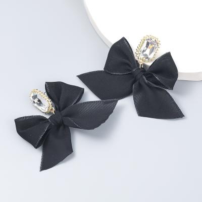 China 2021 New Eco-friend Acrylic Cute Diamond Fabric Bow Girl Heart Earrings for sale