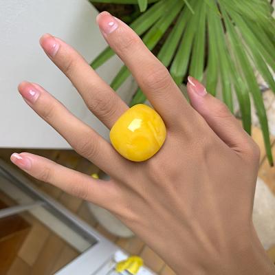 China Eco-Friend Macaroon Simple Geometric Arc Colored Resin Index Ring for sale