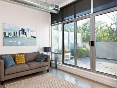 China Customized Multi Sliding Glass Patio Doors Lightweight With Insulated Tempered Glass for sale