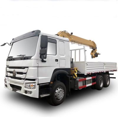 China TRUCK CRANE Low Price 371hp SINOTRUK HOWO 8 Ton Truck Cargo Mounted Crane for sale