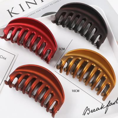 China Women Hair Claw Korean Hair Accessories Women Hair Claw Styling Paint Claw Clip Hair Claw Clip Semicircle Hair Claw Dish Female Rubber Hair Claw Clip for sale