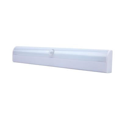 China Modern Battery Operated Drawer Light Led Sensor Kitchen Under Cabinet Light for sale