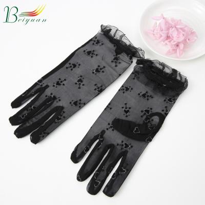 China New Europe USA bride lace silver powder stage decoration comfortable wedding ladies hand fashion women's women's lace gloves for sale