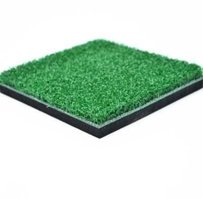 China Golf Practice Putting Green Non-Slip Nylon Turf Golf Hitting Practice Mat for sale