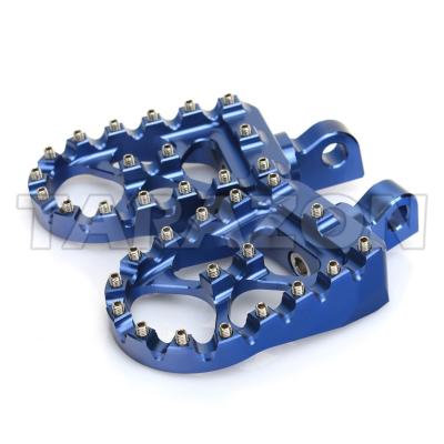 China 7075 Aluminum Alloy CNC Machined Motorcycle Foot Pegs For Harley Sportster Dyna Touring for sale