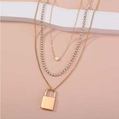 China FASHIONABLE Detachable Triple Lock Heart Shaped Pendant Rhinestone Multilayer Gold Necklace For Women Jewelry for sale