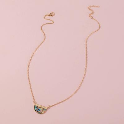 China Natural Semicircular Abalone Shell Pendant Choker from BOHEMIA Retro Simple Single Layer Necklace for sale