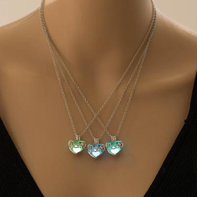 China Fashionable Concise Luminous Heart Cage Mother Jewelry 3 Colors Pendant Necklace for sale