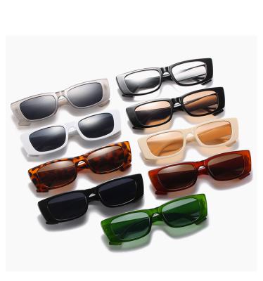 China Fashion Vintage Retro Rectangle Sunglasses Luxury Lens With Frame Sunglasses 2021 Unisex for sale