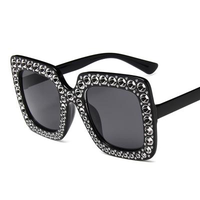 China Fashion Sunglasses Promotional Goods Various Using Clear Sunglasses Shape Rhinestone Diamond Women Sunglasses Bling Sunglasses for sale