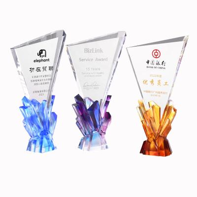 China New China Design Glass Crystal Glass Trophy Event Honor Award Trophy Creative Customization for sale