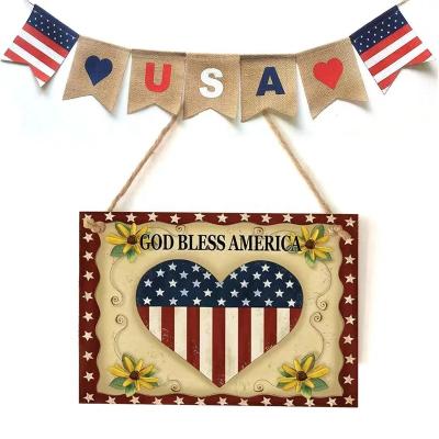 China New Minimalist 2022 American Flag Independence Day Craft Wooden Home Decoration Pieces for sale