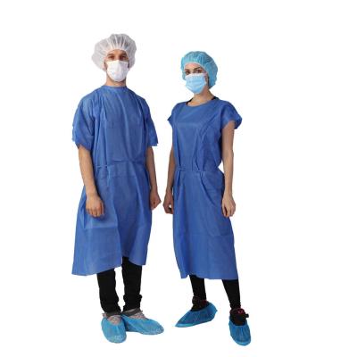 China Disposable Water Proof PP Nonwoven Patient Gown S-XXXL customized for sale