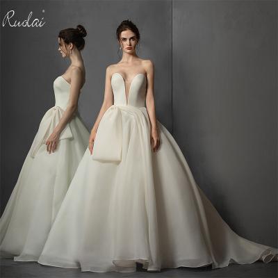 China RUOLAI QD06088 Ball Gown Lace Up Ball Gown V Neck Breathable Bow Wedding Dress Sleepless Bow Wedding Dress for sale