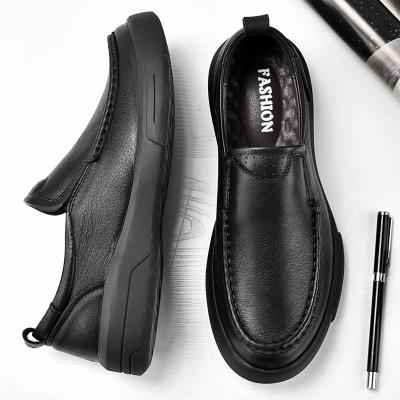 China New Fashion Waterproof Luxury Leather Men's Factory Price Stylish Oxford Shoes Handmade Casual Shoes for sale