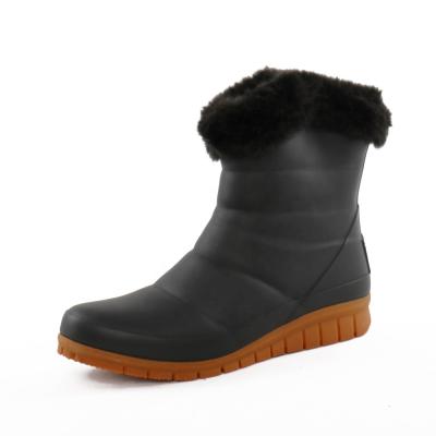 China Amazon CUSHIONING New Design Platform Keep Warm Ankle Winter Boots Thick Women Snow Boots With Fur for sale