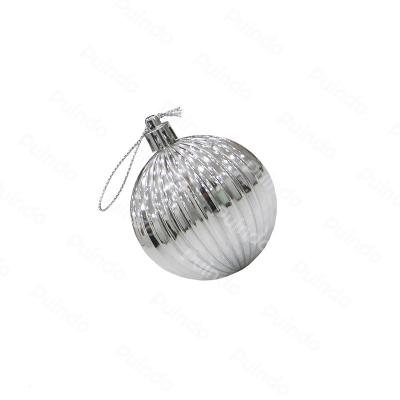 China Puindo Christmas Decorations 8cm Customized Shiny Silver Plastic Hanging Ornament Bauble Christmas Ball A18 Christmas Tree Decorations for sale