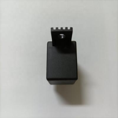 China Square Black Plastic Relay 12V 4 Pin Flasher Relay 2.5CM*2.5CM*5CM for sale