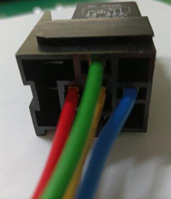 China Car Spare Parts 12v Dc Plastic Automobile 5 Pin Relay Socket With Wires for sale