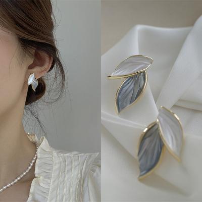 China Office / Fashionable Fresh Sweet Women Gray Leaf Stud Earrings For New Arrival Korean Metal Career Lovely Fashion Jewelry for sale