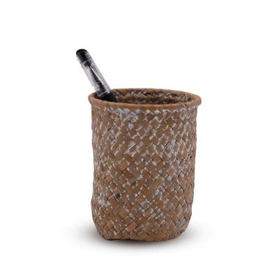 China Villatic Style Viable Natural Straw Woven Plant Plankton Brush Pot Tubular Penrack As Pen Container for sale