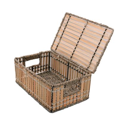 China Viable hot sale display basket bread baskets frame food baskets with lid for food rectangle bamboo for fruit vegetable iron for 5-7 days for sale