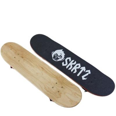 China Outdoor Activities Wholesale Park Bearings Long Board 100% 7 Ply Maple Wood Skateboard for sale