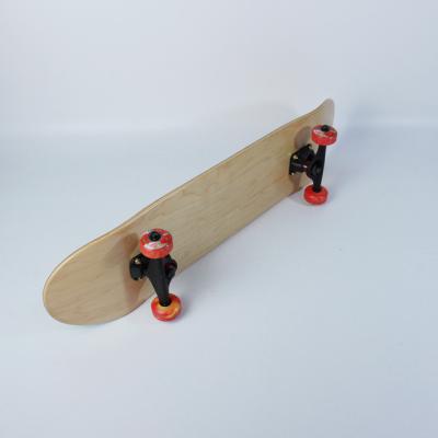 China 7 Layer Factory Direct Selling Outdoor Activities Canadian Maple Children's Skateboard With High Cost Performance for sale