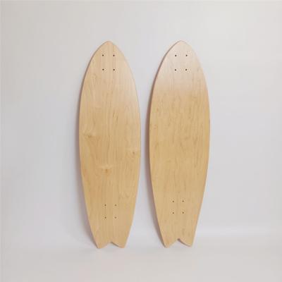 China Outdoor Activities 2022 Maple 7 Floor Skateboard 32inch OEM Skateboard Plus Wood Custom Empty Fishtail Surfing Deck for sale