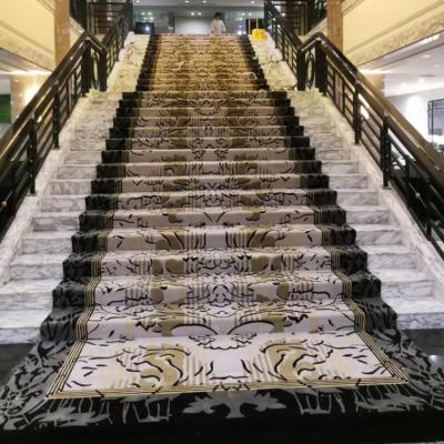 China CLASSIC hotel stair carpet and hallway rug from China, good quality and designs classic wool rug for sale