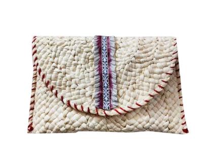 China Beach Leisure Decoration Corn Husk Clutch Bag Phone Bag Custom Handmade Travel Storage Bag - Woven Corn Husk Straw Purse for sale