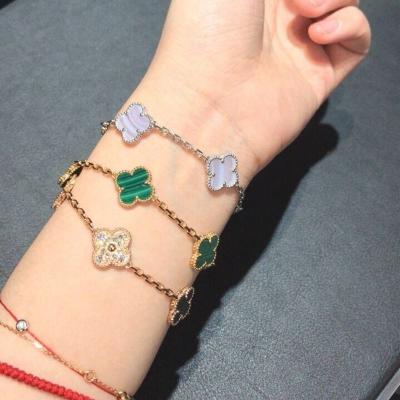 China 2021 Famous CLASSIC Brand Bracelets Women Gold Four Leaf Clover Link Chain Jewelry Luxury Charm Bracelet For Women for sale