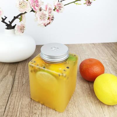 Cina Recipienti di plastica della radura di Juice Beverages Flat Square 0.5L con i cappucci in vendita