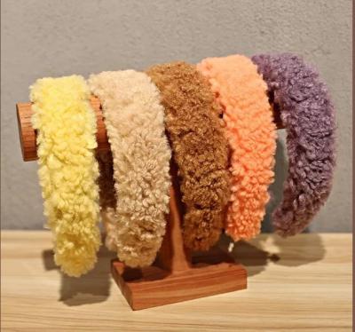 China Large Lambswool Faux Fur Ladies Autumn Winter Hair Band Friendly Material Band Hair Band for sale