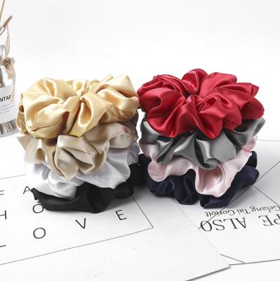 China UNIQ Wholesale 2021 Girl Hair Decoration Customize Silk Hair Accessories Link Mulbery Hair Scrunchies For Women for sale