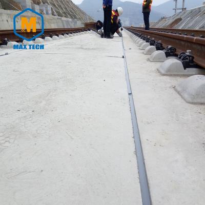 China Self leveling joint sealant water proof for airport runway joints concrete road joints sealing polyurethane sealant for sale